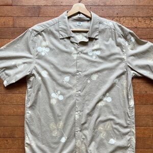 Uniqlo Shirt